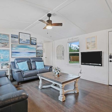 Pet-Friendly Lake Dallas Home Near Lewisville Lake Dış mekan fotoğraf