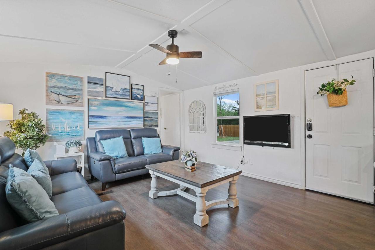 Pet-Friendly Lake Dallas Home Near Lewisville Lake Dış mekan fotoğraf